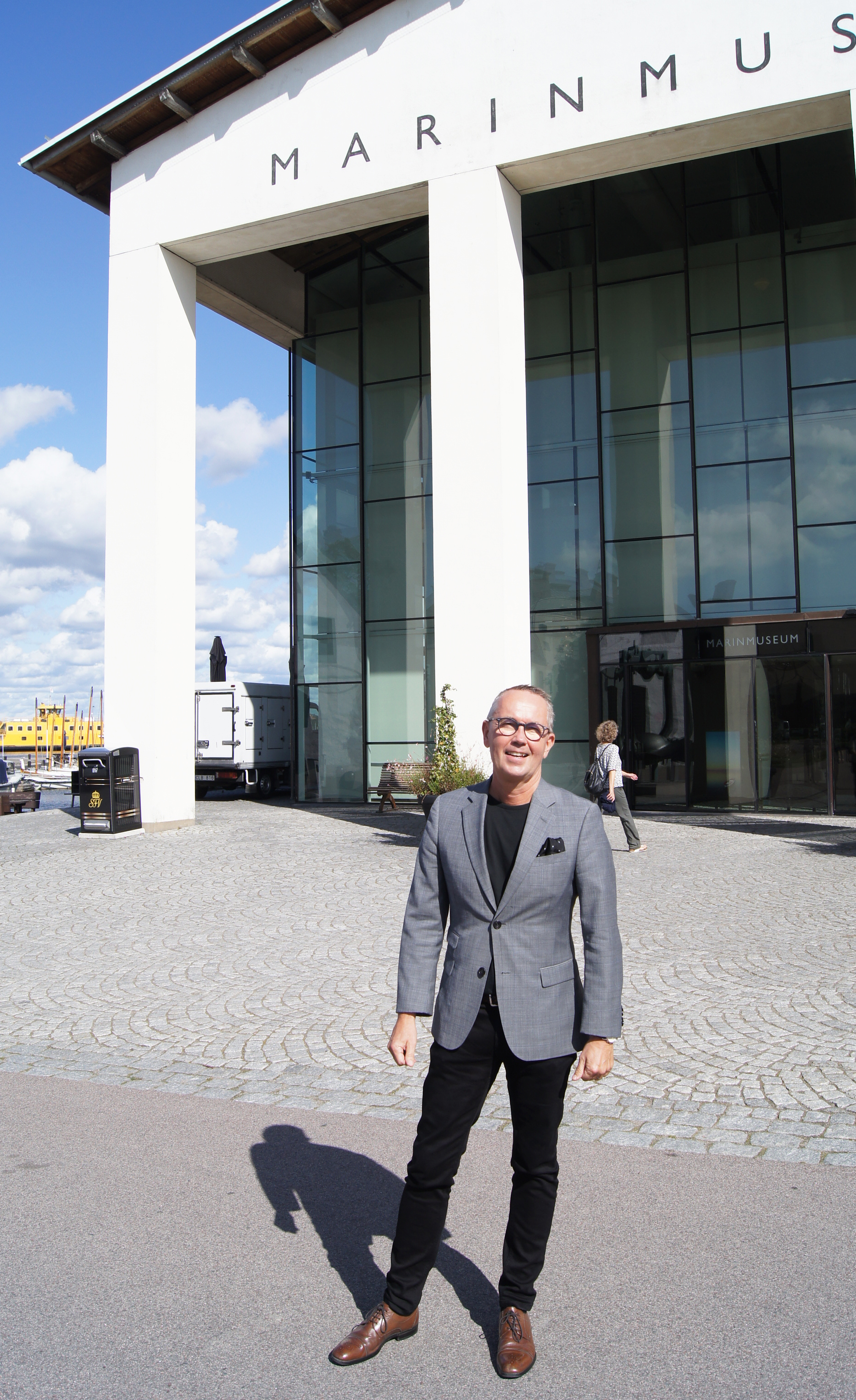 Mats Persson Framför Marinmuseum